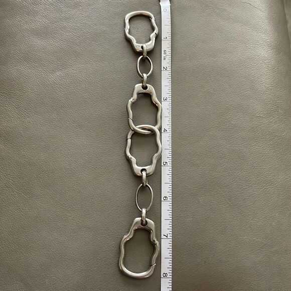 Alexander McQueen skull chain link bracelet. - Picture 6 of 6